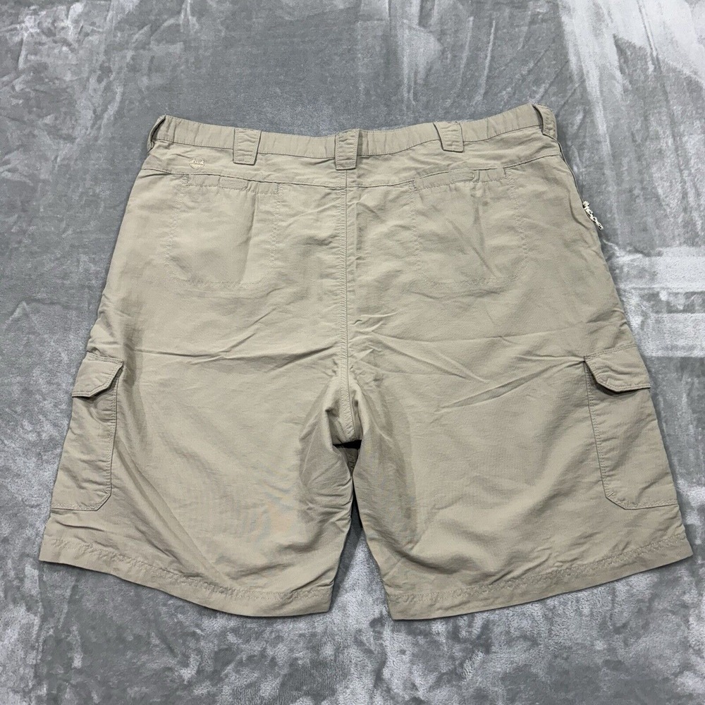 Wrangler Shorts Mens 48 Beige Cargo Lightweight Outdoor Pockets Workwear Fishing - Picture 2 of 8
